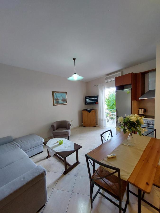 Prokimea Seaview Apartments Lefkada City ภายนอก รูปภาพ