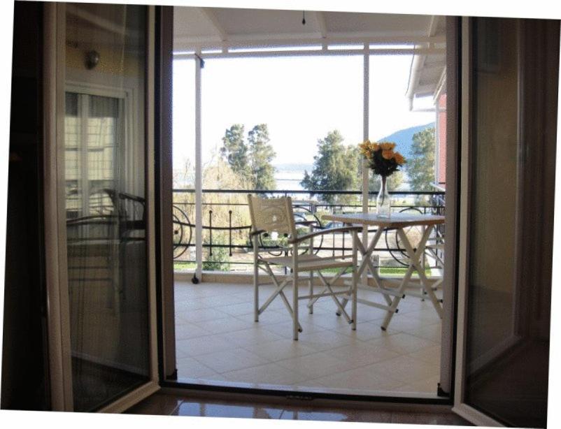 Prokimea Seaview Apartments Lefkada City ภายนอก รูปภาพ